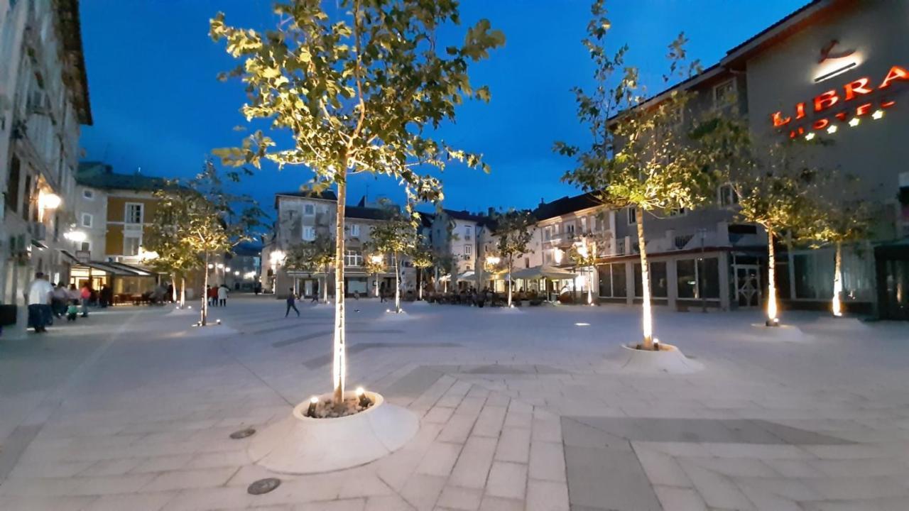 Apartman Pio Senj  Buitenkant foto