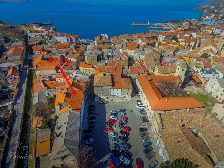 Apartman Pio Senj  Buitenkant foto