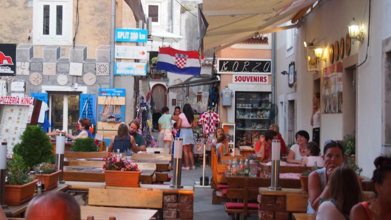 Apartman Pio Senj  Buitenkant foto